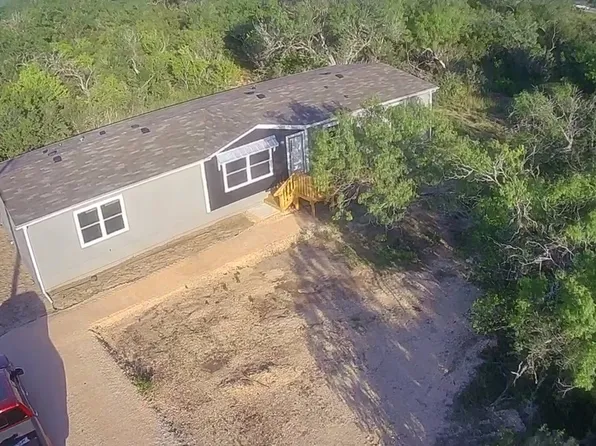 124 Turkey Gulch, Pleasanton, TX 78064