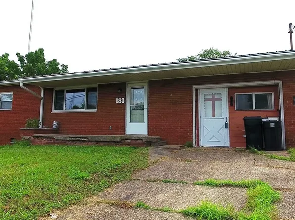 181 Red Peak Cir, Parkersburg, WV 26104