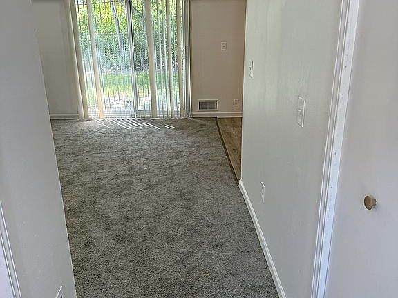 2nd image of 15458 Dupage