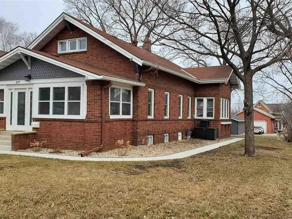 217 S State St, New Ulm, MN 56073