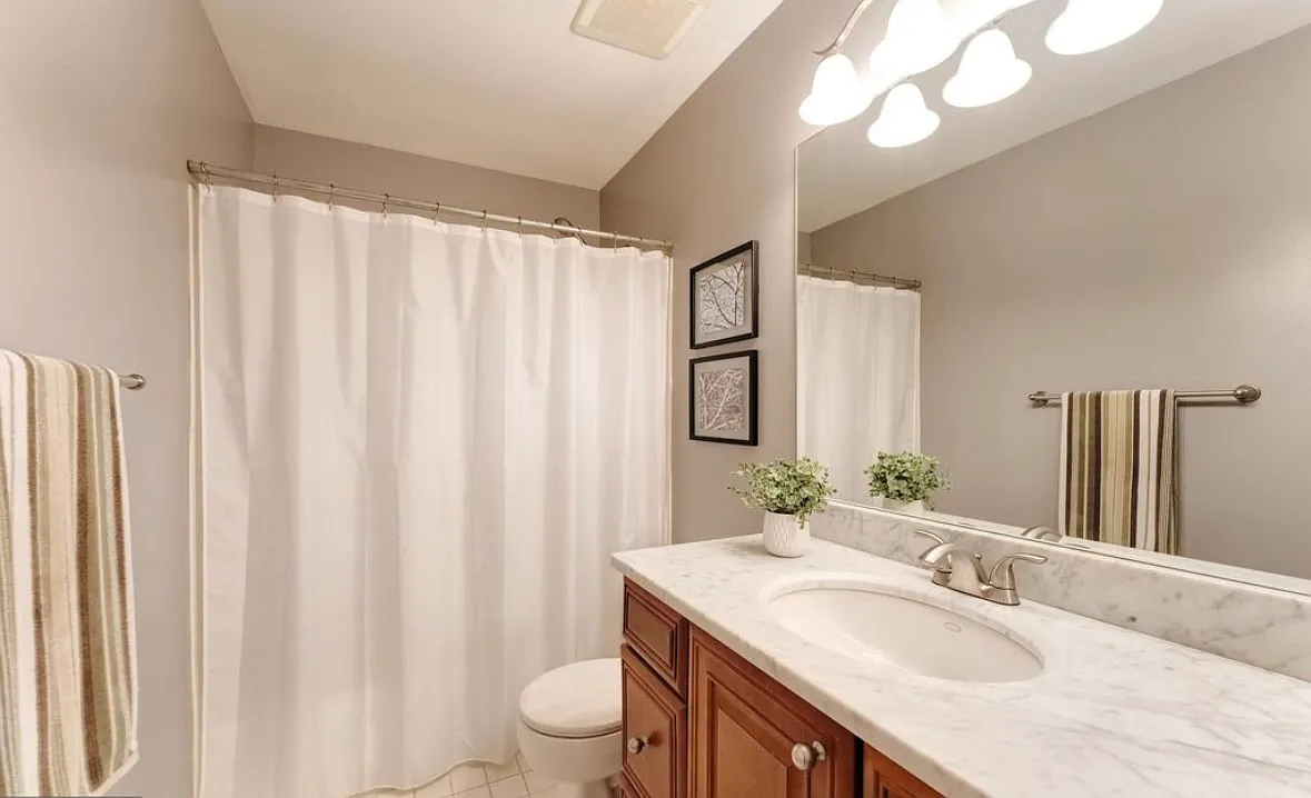 13116 Ashnut Ln — Photo 2