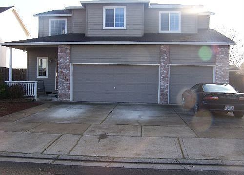 1st image of 6568 SE Royce Ct