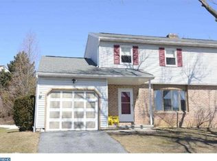 1717 Acorn Dr, Sinking Spring, PA 19608