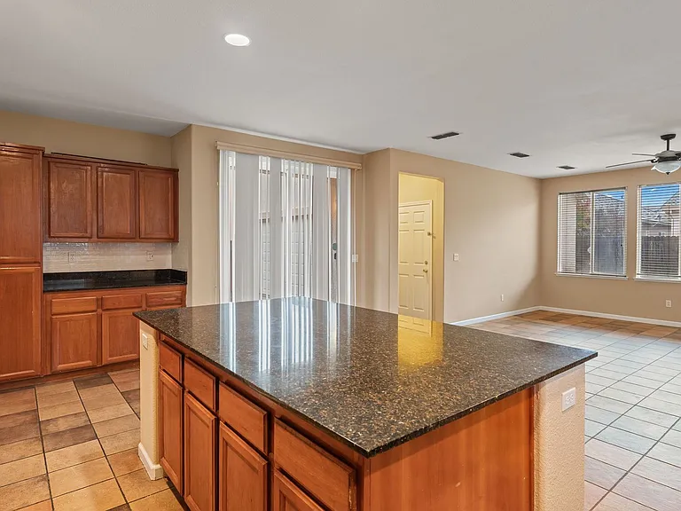 10228 Pedra Do Sol Way — Photo 23