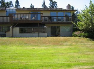 150 Hurricane Ridge Dr, Sequim, WA 98382