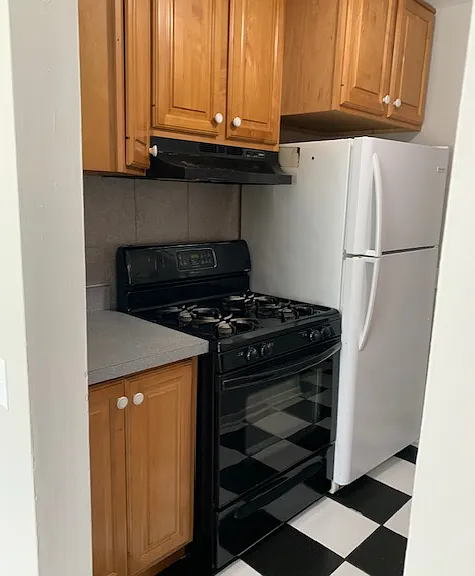 1175 N Boxwood Dr #G2 — Photo 9