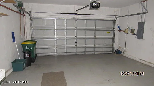 4281 Caparosa Cir — Photo 10