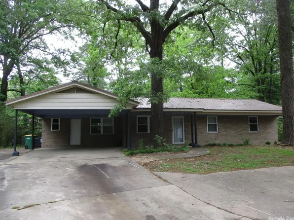 8 Kipling Ct, Little Rock, AR 72209