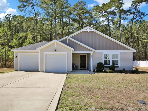 225 Windwood Dr, Stedman, NC 28391