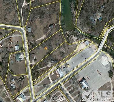 3rd image of 1228 Ervendberg Ave