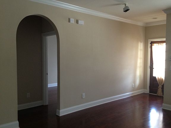 5th image of 311 Rosebud Cir