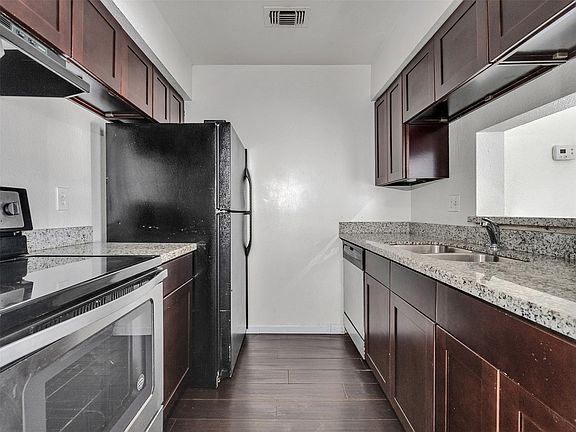 4th image of 12658 Ashford Meadow Dr APT B
