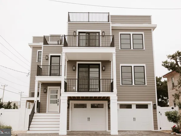 49 N 1st St, Surf City, NJ 08008