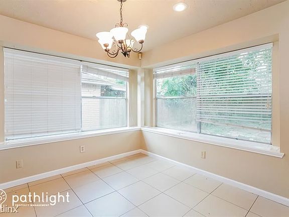 4th image of 16307 Ember Hollow Ln