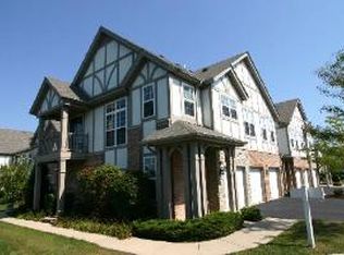 870 June Ter UNIT 240, Lake Zurich, IL 60047