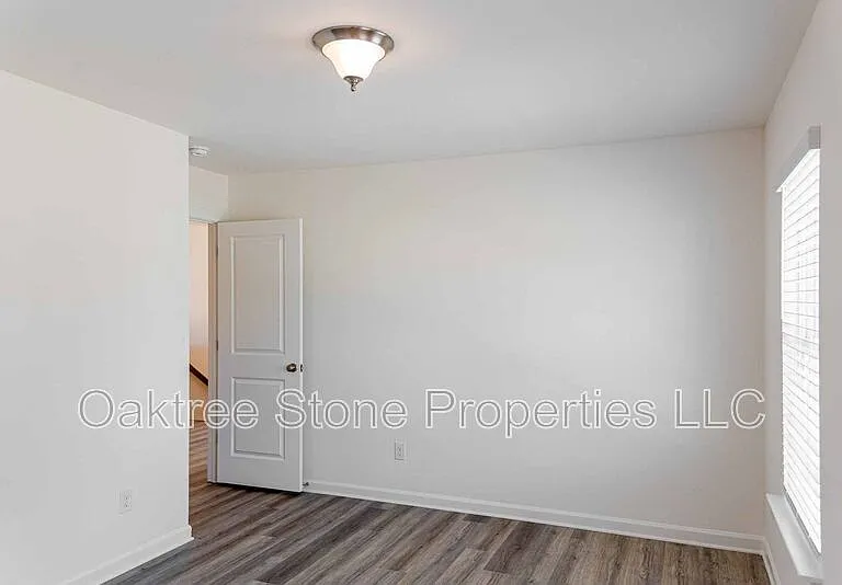 3348 Pepperpike Ct — Photo 19