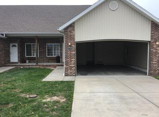 650 S Rilynn Ave, Republic, MO 65738