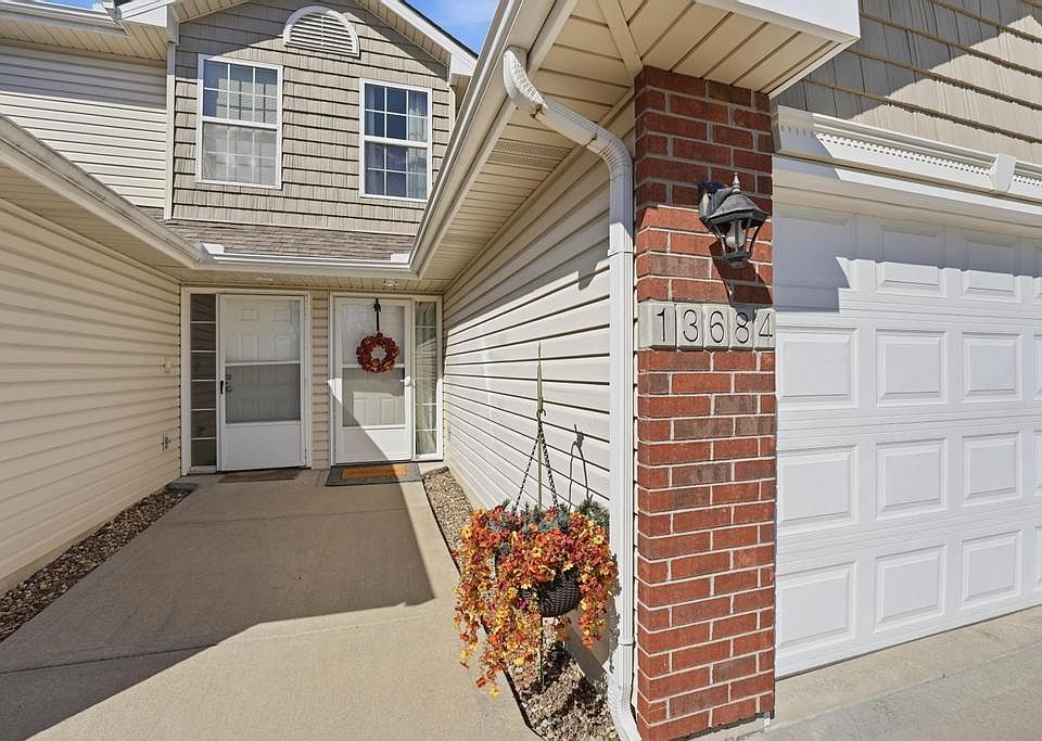 1st image of 13684 Oak Valley Dr