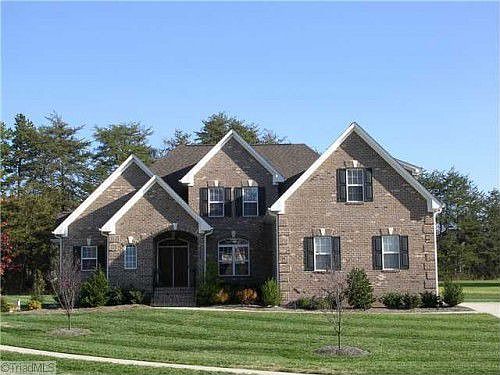 1st image of 1805 Crossroads Dr