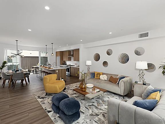 4th image of 4103 Voltaire St #12