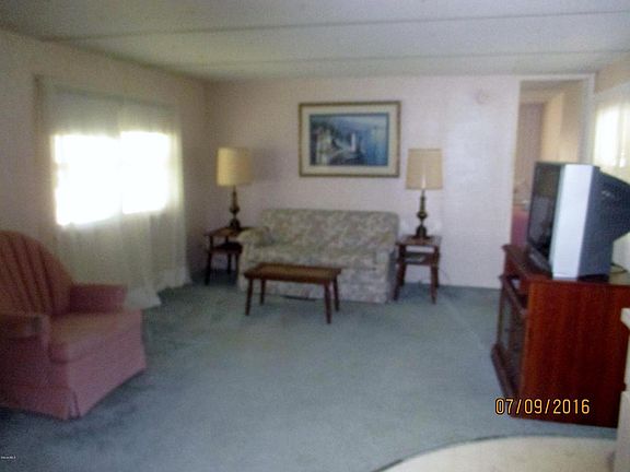 3rd image of 211 Borel Cir NE