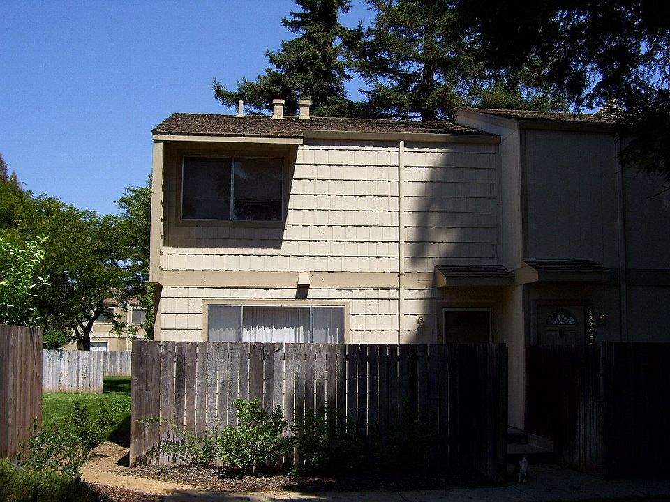 1st image of 18204 Hale Ave APT E