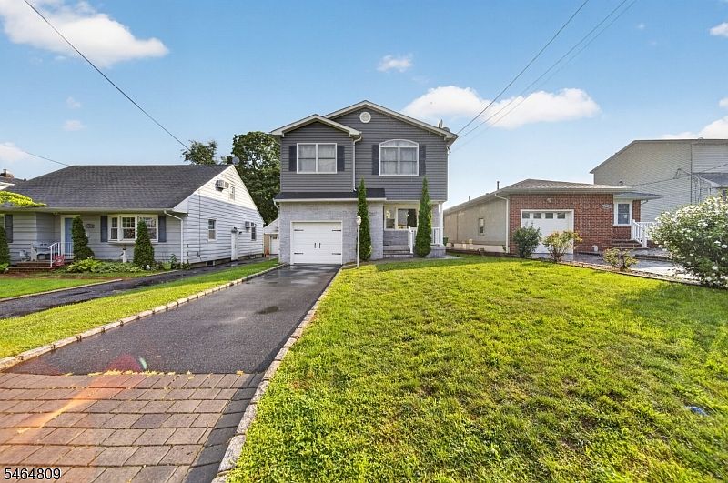 1st image of 2837 Wickersham Ave