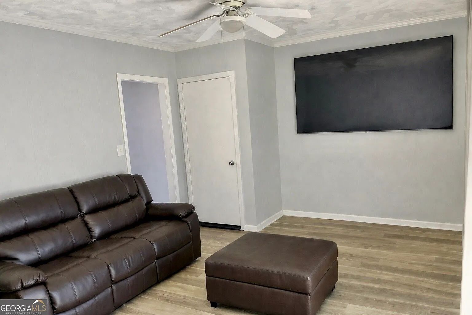 3 bed, 2.0 bath, $2,000 — Photo 4