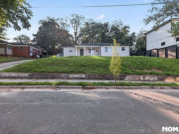 2nd image of 1007 Grant St