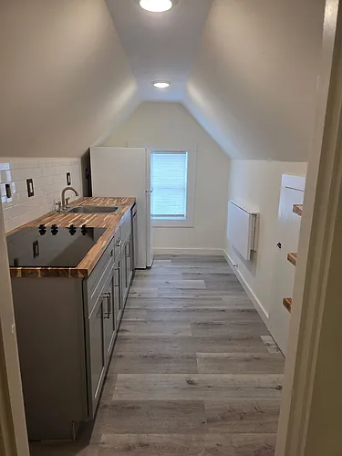 321 S Maple St #5 Photo 1