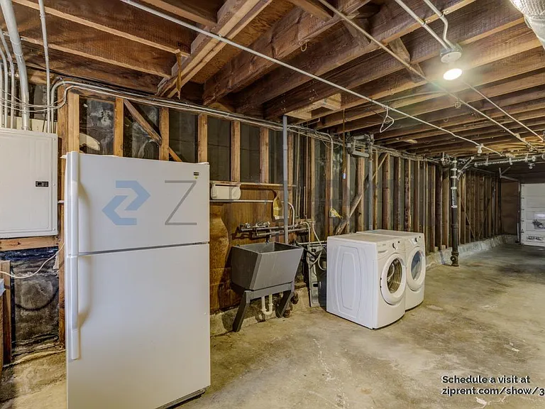 160 Belhaven Ave — Photo 17