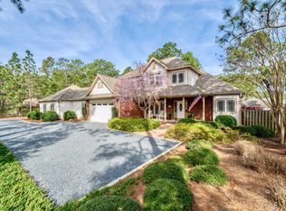 560 Grove Rd, Southern Pines, NC 28387