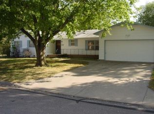 831 E Kay St, Derby, KS 67037