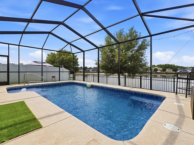 3615 Peregrine Way — Photo 35