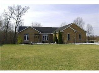 25554 Shorewood Dr S, South Bend, IN