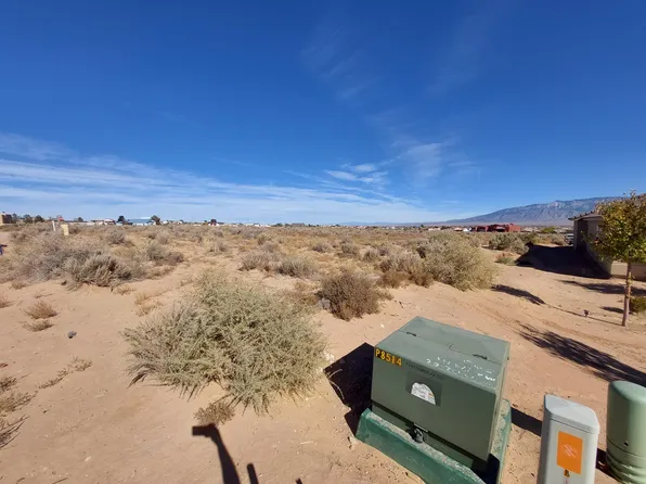 1312 5th St SE, Rio Rancho, NM 87124