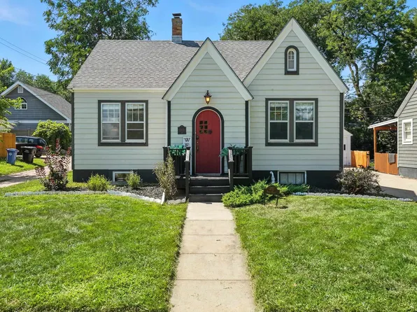 1711 9th St, Rapid City, SD 57701