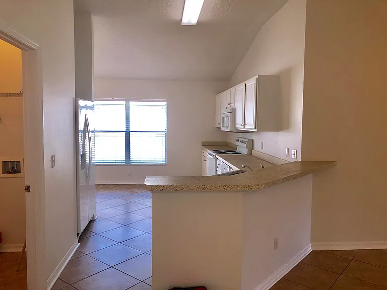 3817 La Flor Dr — Photo 5