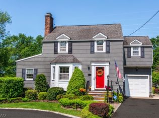 178 Walnut St, Livingston, NJ 07039