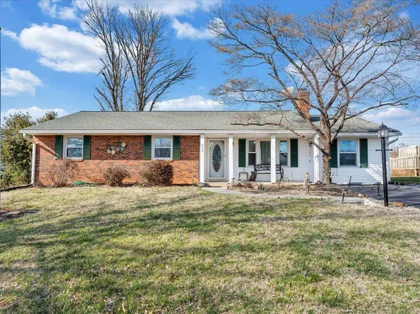 936 Blandford Ave, Vinton, VA 24179