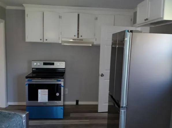 216 1/2 Prince St, Dublin, GA 31021
