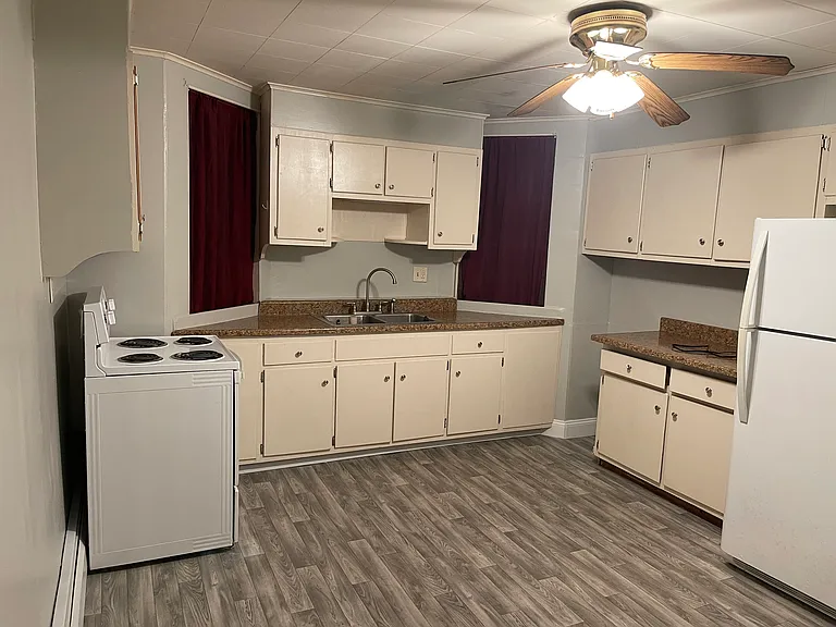 704 Market St #A — Photo 1
