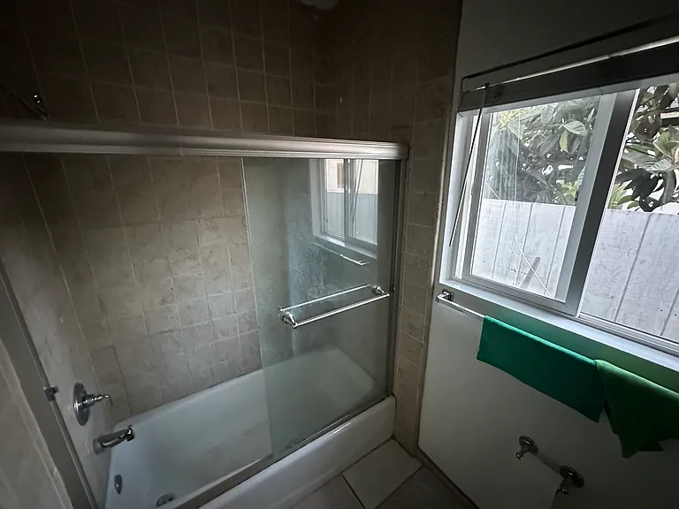1221 Coronel St #A — Photo 11