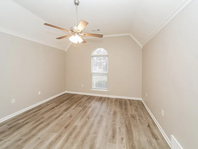 9264 Tamhaven Dr — Photo 12