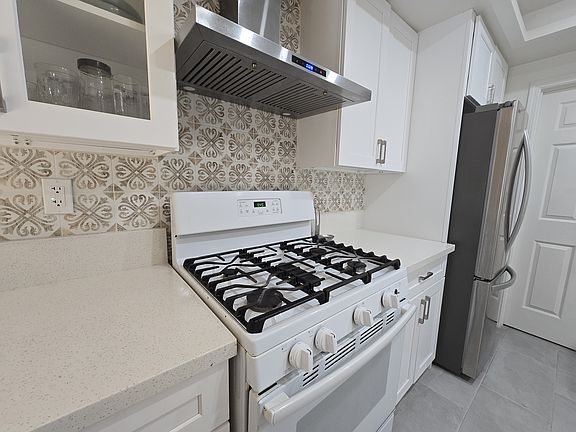 4th image of 1255 Clearspring Dr