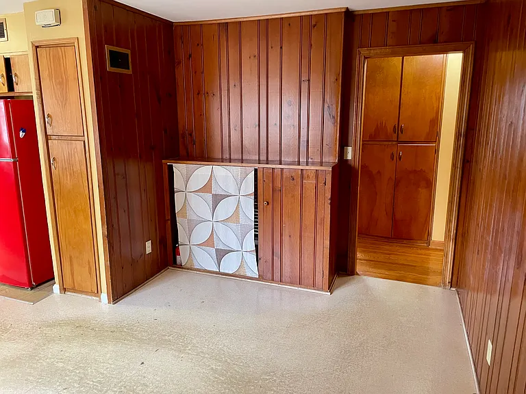 208 Cohan Rd — Photo 4