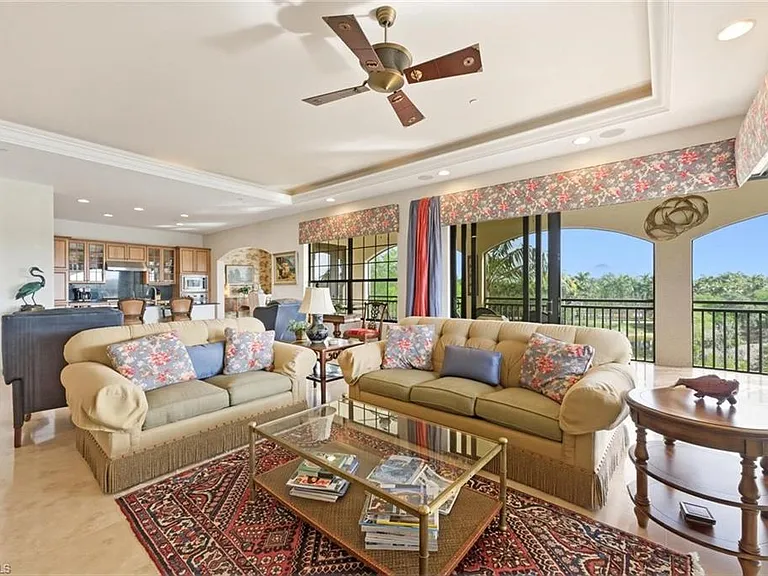 2538 Marquesa Royale Ln #Penthouse 5-301 — Photo 19