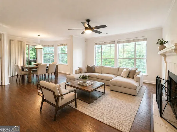 1119 Sandy Lane Dr, Johns Creek, GA 30022