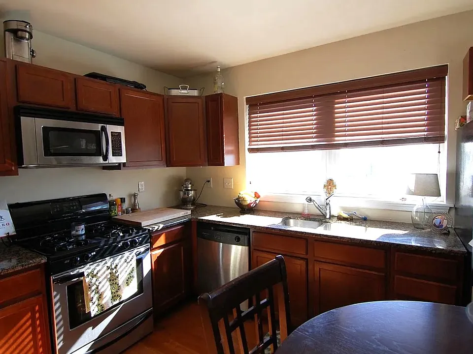 Sumac St 204
