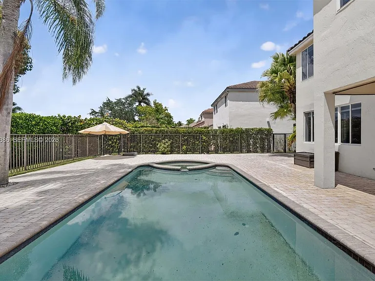1115 Camellia Cir — Photo 31